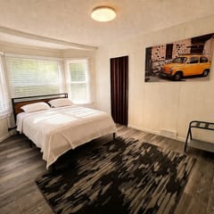 Grand Bella | Whole House 5BR | Sleeps 14 | Falls