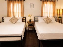 Gorge View Vacation Home Niagara Falls 5Bed 11PPL - Image 2